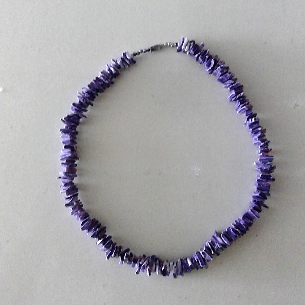 Puka Shell Necklace Purple 17 3/4" Men's / Women's Screw Fasten Closure EUC